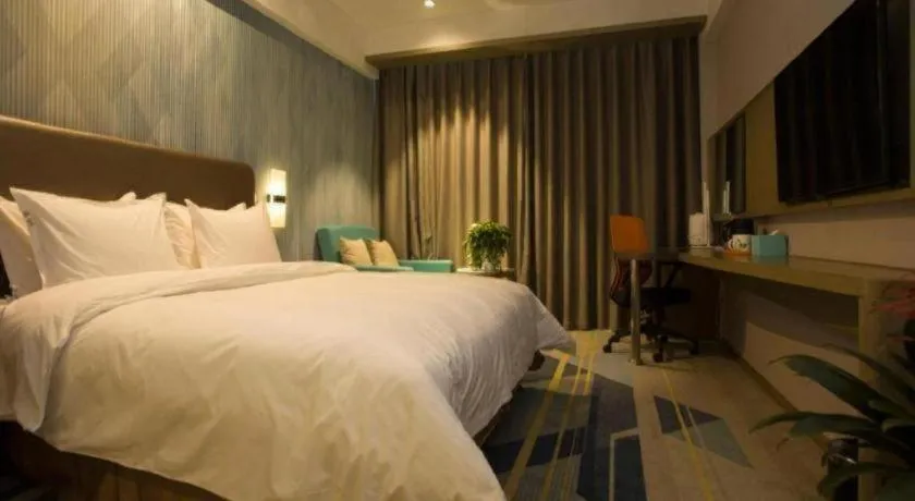 Bed in Holiday Inn Express Lhasa Potala Square By IHG