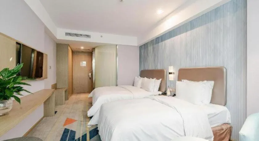 Bed in Holiday Inn Express Lhasa Potala Square By IHG