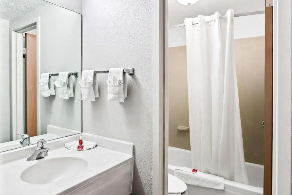 Econo Lodge Willowbrook