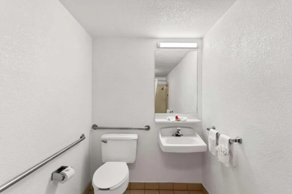 Econo Lodge Willowbrook