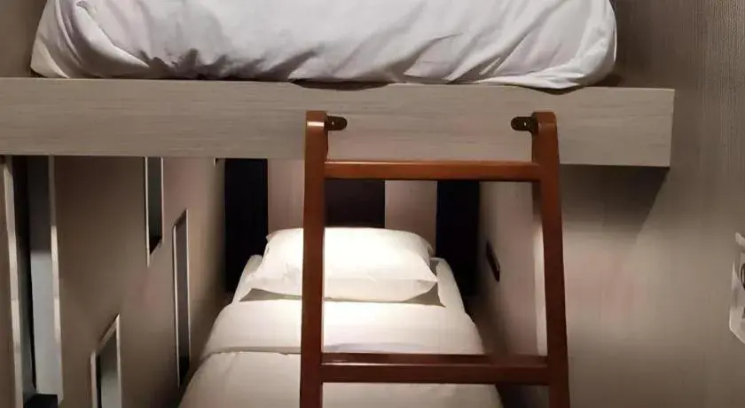 Bed in 168 Hostel Bed in 168 Hostel