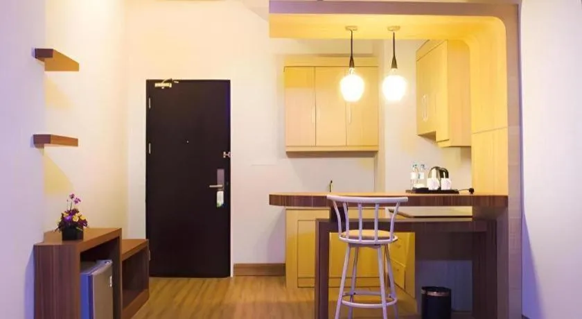 Ayola First Point Hotel Pekanbaru