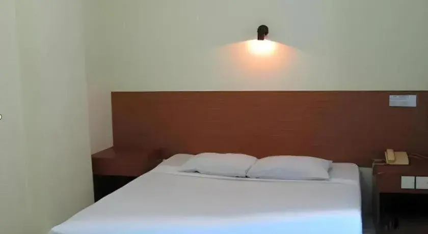 Bed in Hotel Lautze Indah Bed in Hotel Lautze Indah