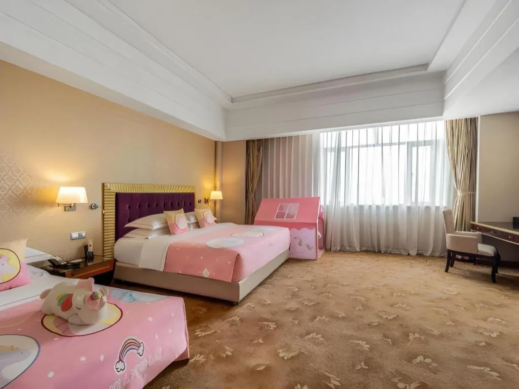 Bed in Country Garden Phoenix Hotel Xinhui Jiangmen