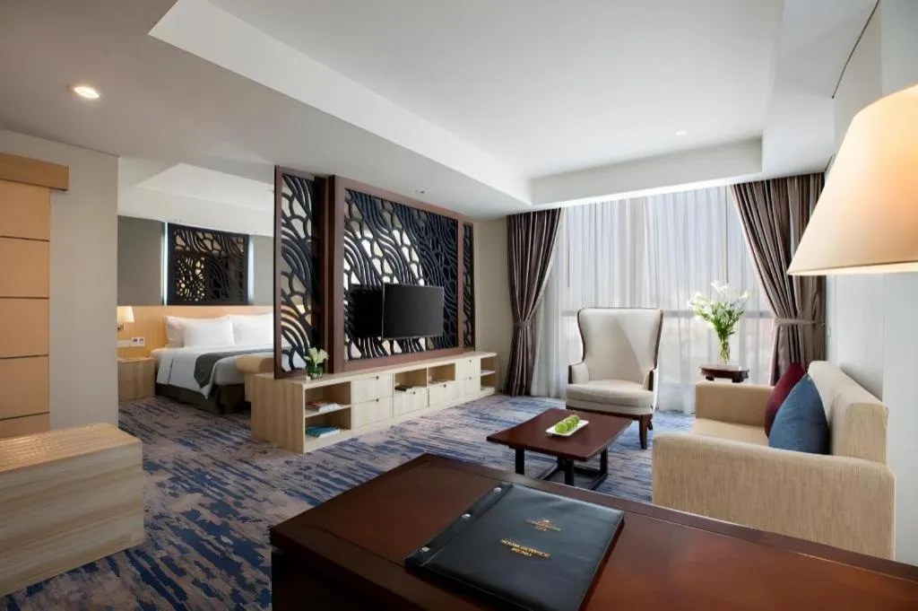 Bed in Hotel Grandhika Pemuda