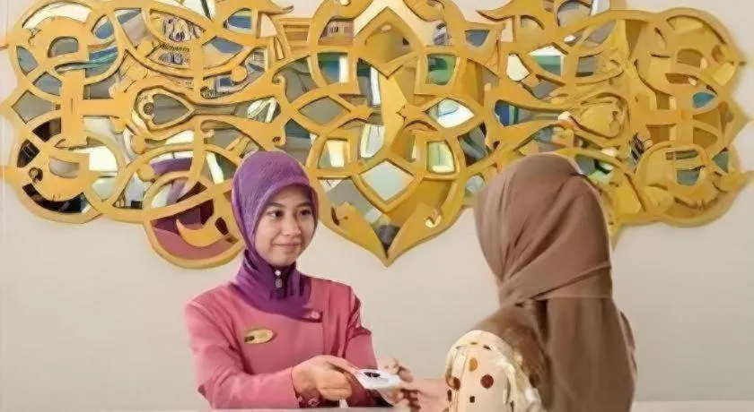 Yusro Hotel Restaurant & Convention