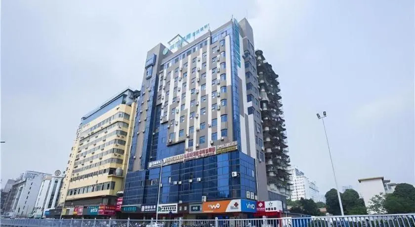 City Comfort Inn Nanning Normal University Mingxiu Metro Station