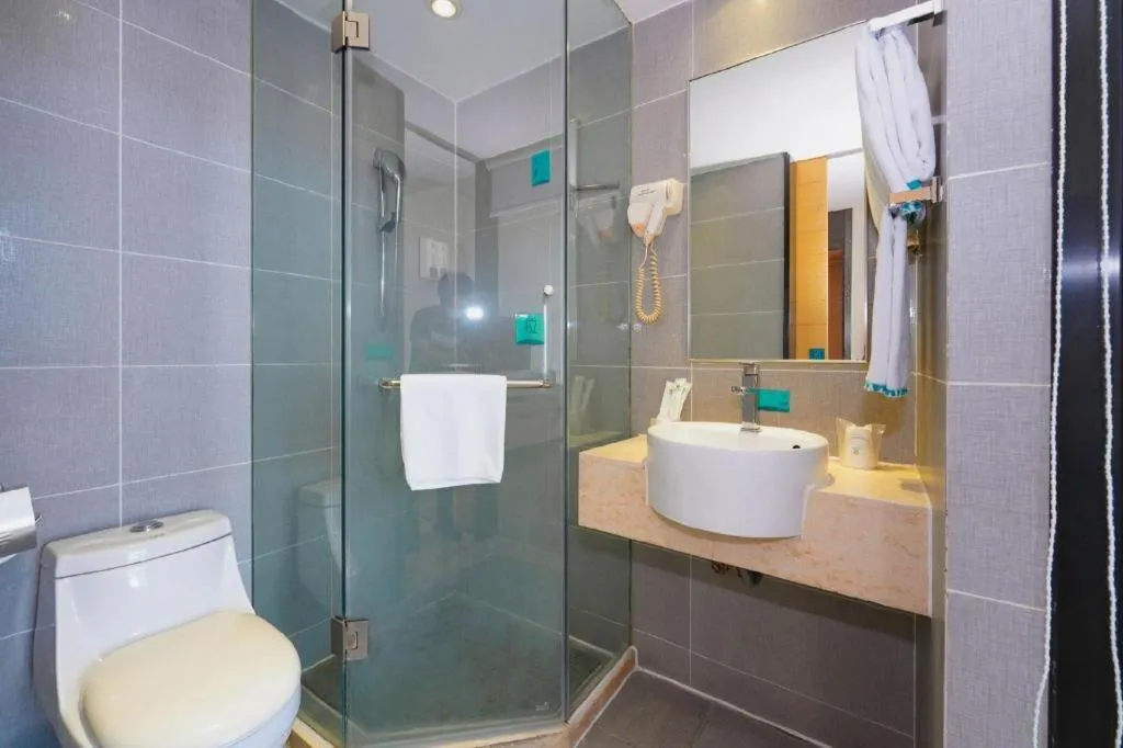 City Comfort Inn Nanning Normal University Mingxiu Metro Station