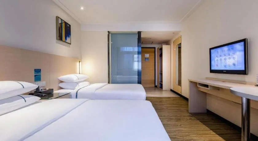 Bed in City Comfort Inn Nanning Normal University Mingxiu Metro Station