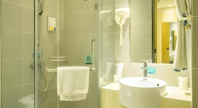 City Comfort Inn Nanning Normal University Mingxiu Metro Station