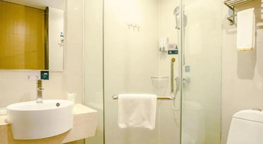 City Comfort Inn Nanning Normal University Mingxiu Metro Station