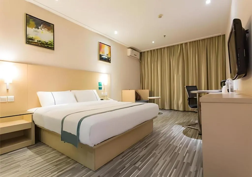 Bed in City Comfort Inn Nanning Normal University Mingxiu Metro Station