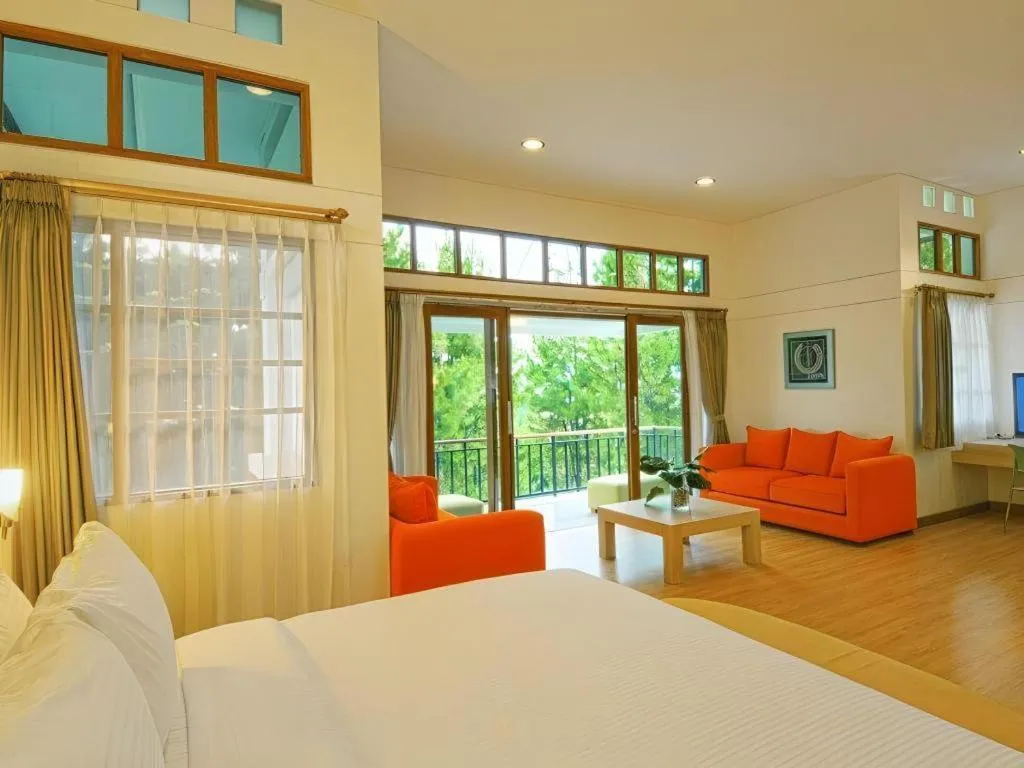 Bed in Bumi Bandhawa Hotel