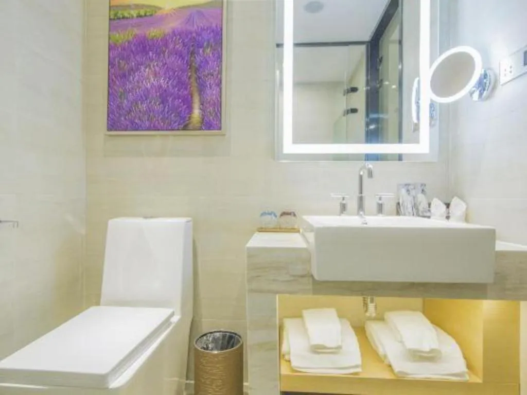 Lavande Hotel Guangzhou Tianhe Sports West Road Subway Station