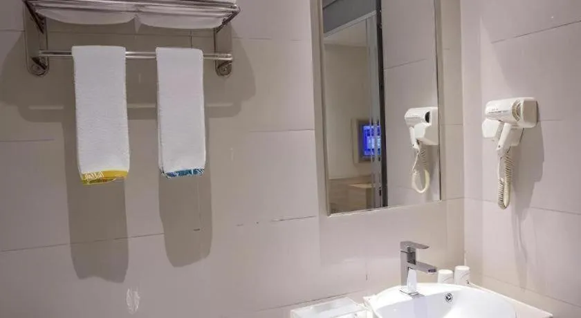 City Comfort Inn Zhuzhou Sports Center Red Star Macalline