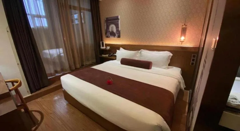 Bed in James Joyce Xi'an West Chang'an Ave University Twon