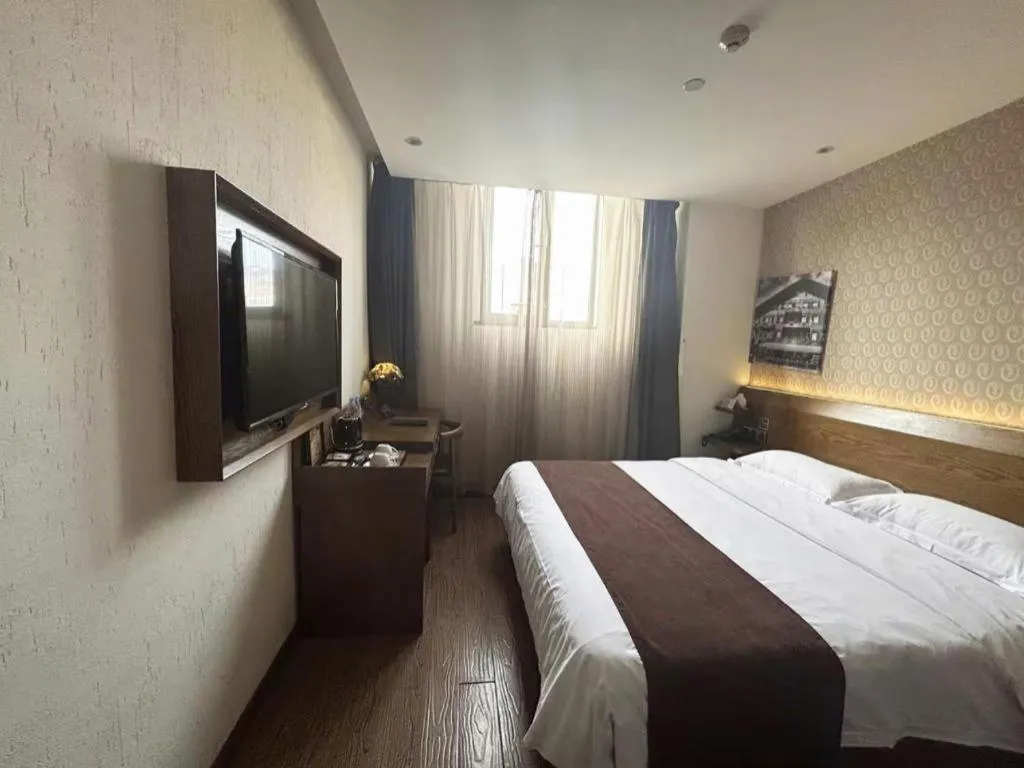 Bed in James Joyce Xi'an West Chang'an Ave University Twon