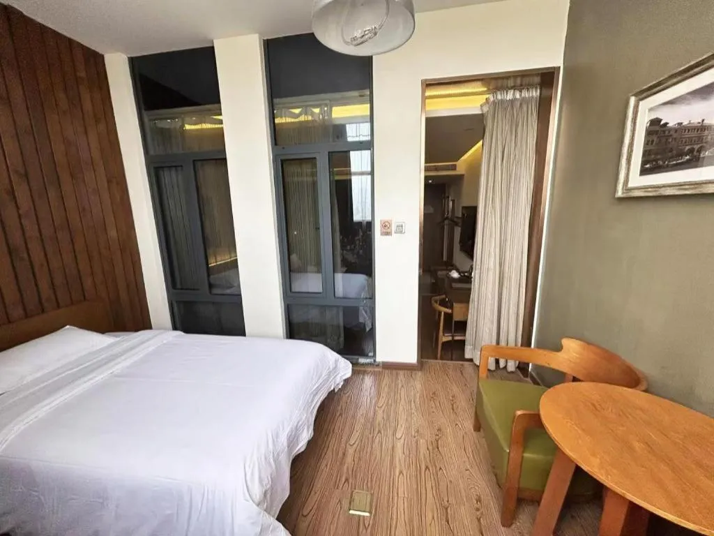 Bed in James Joyce Xi'an West Chang'an Ave University Twon