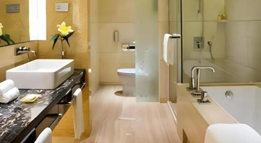 Chuanghui Business Hotel