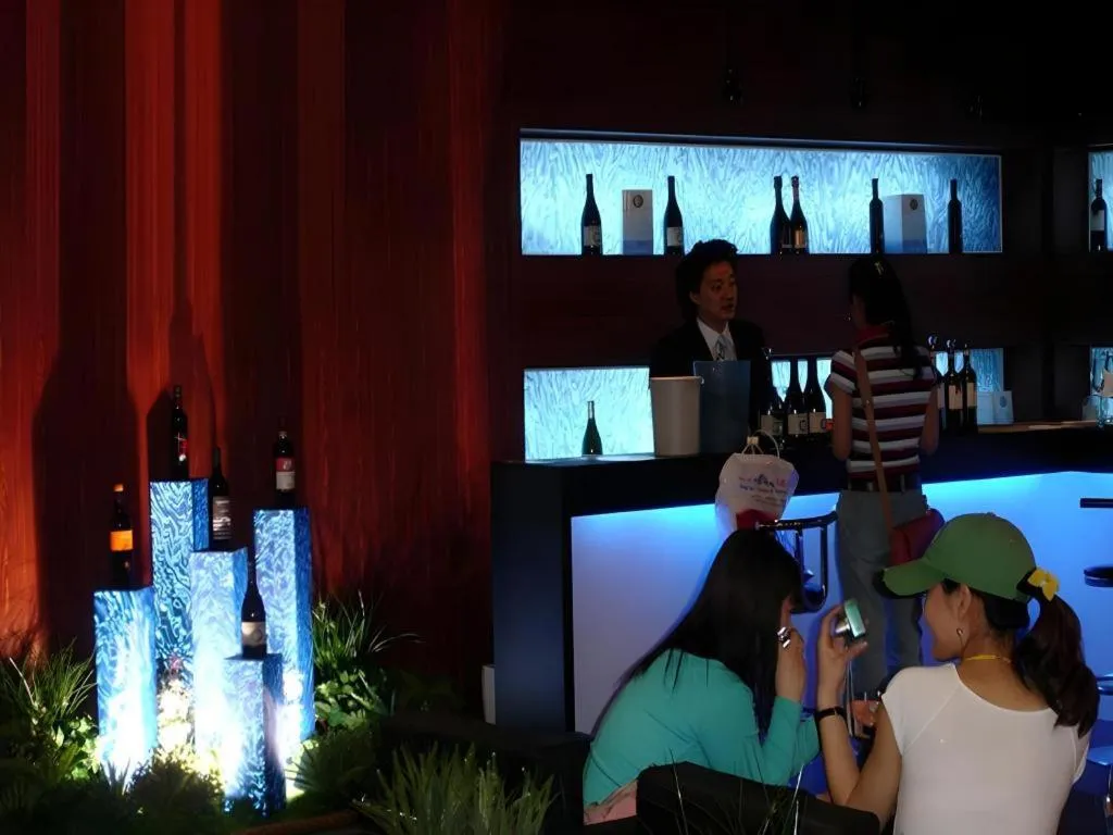 Chuanghui Business Hotel