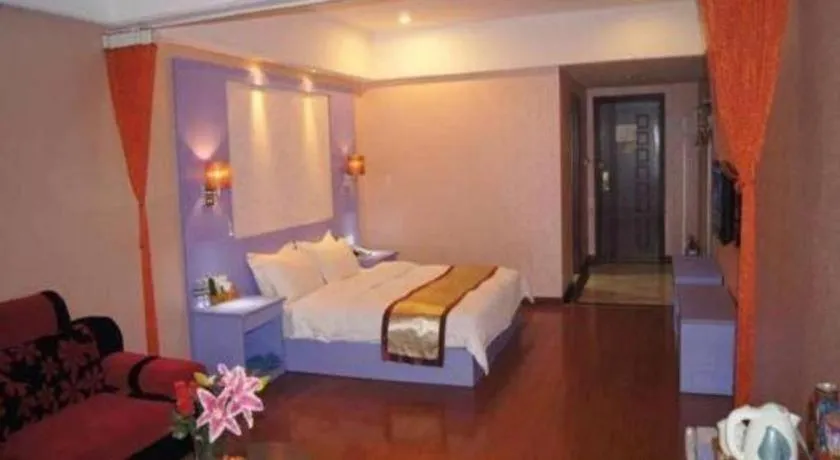 Bed in Chuanghui Business Hotel