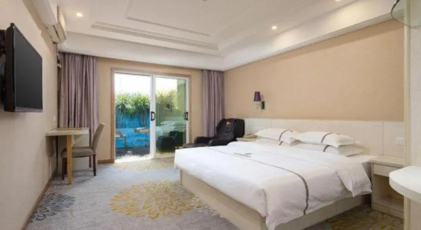 Bed in Chuanghui Business Hotel