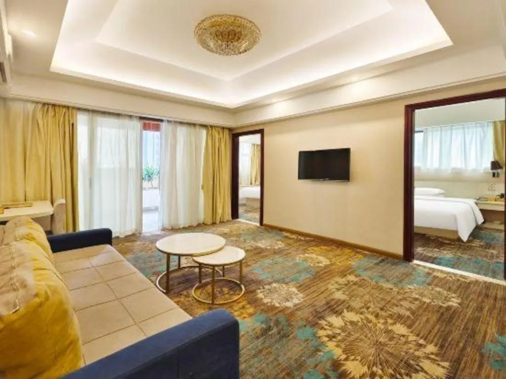 Bed in Chuanghui Business Hotel