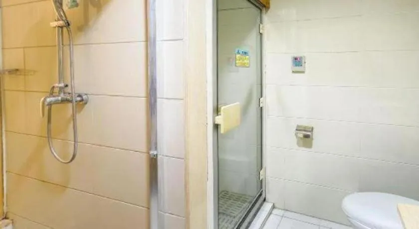 Chuanghui Business Hotel