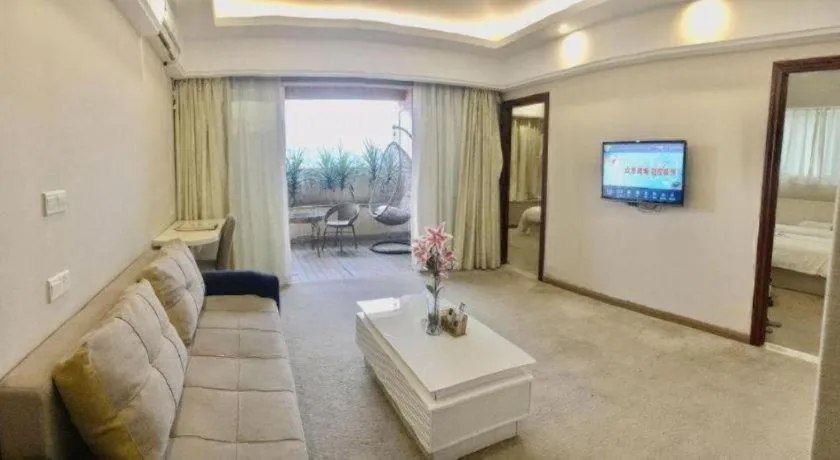 Chuanghui Business Hotel