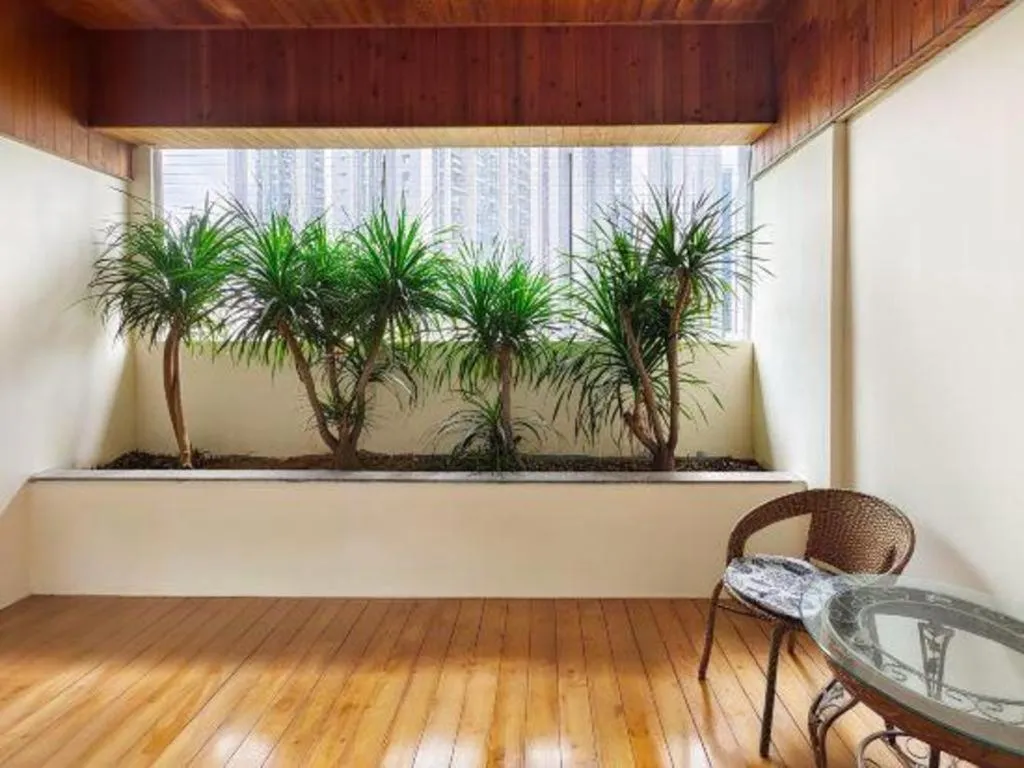 Chuanghui Business Hotel