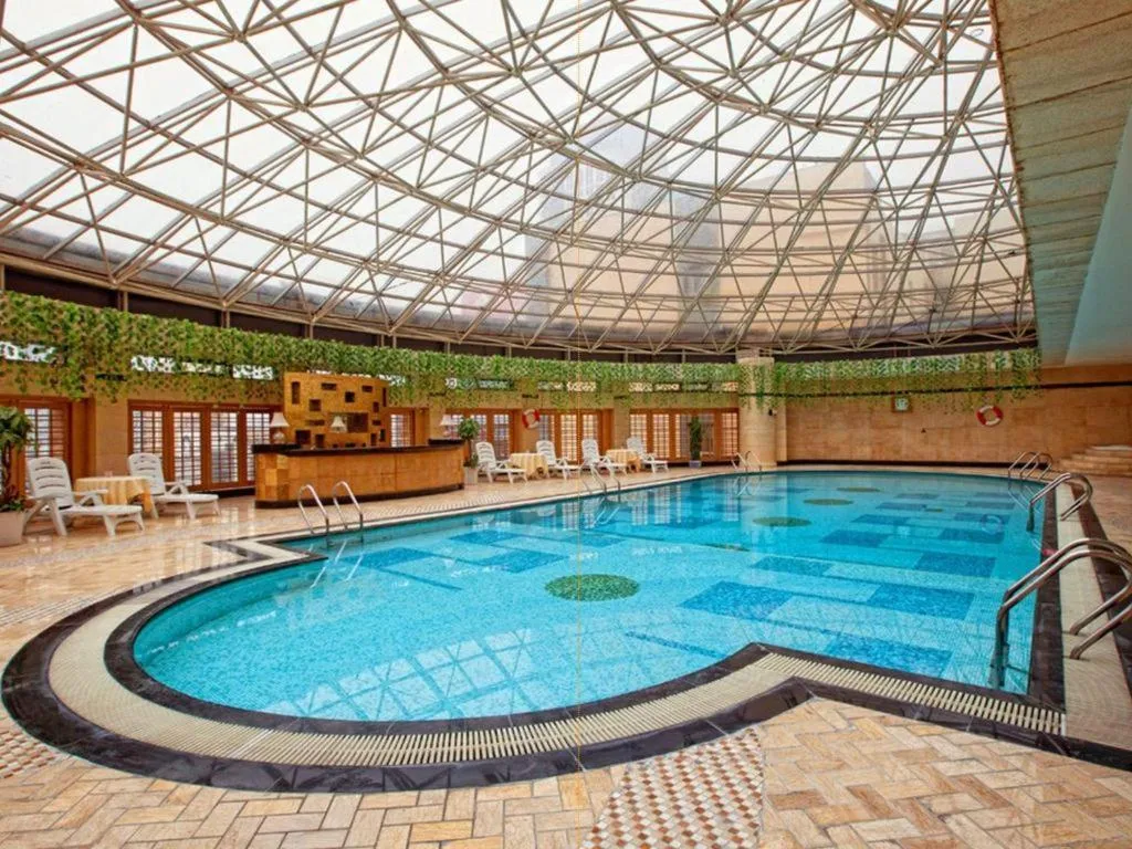 Wuhan Premier Mayflowers Hotel