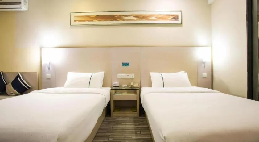 Bed in City Comfort Inn Nanning Guangxi University Xiuling Road Metro Station