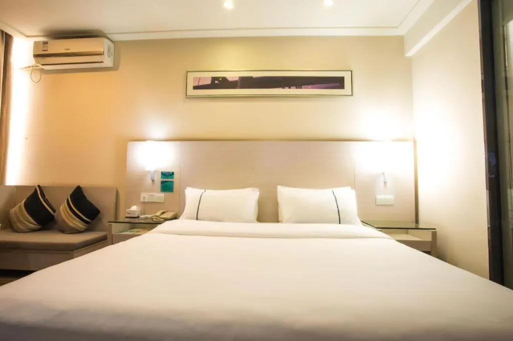 Bed in City Comfort Inn Nanning Guangxi University Xiuling Road Metro Station