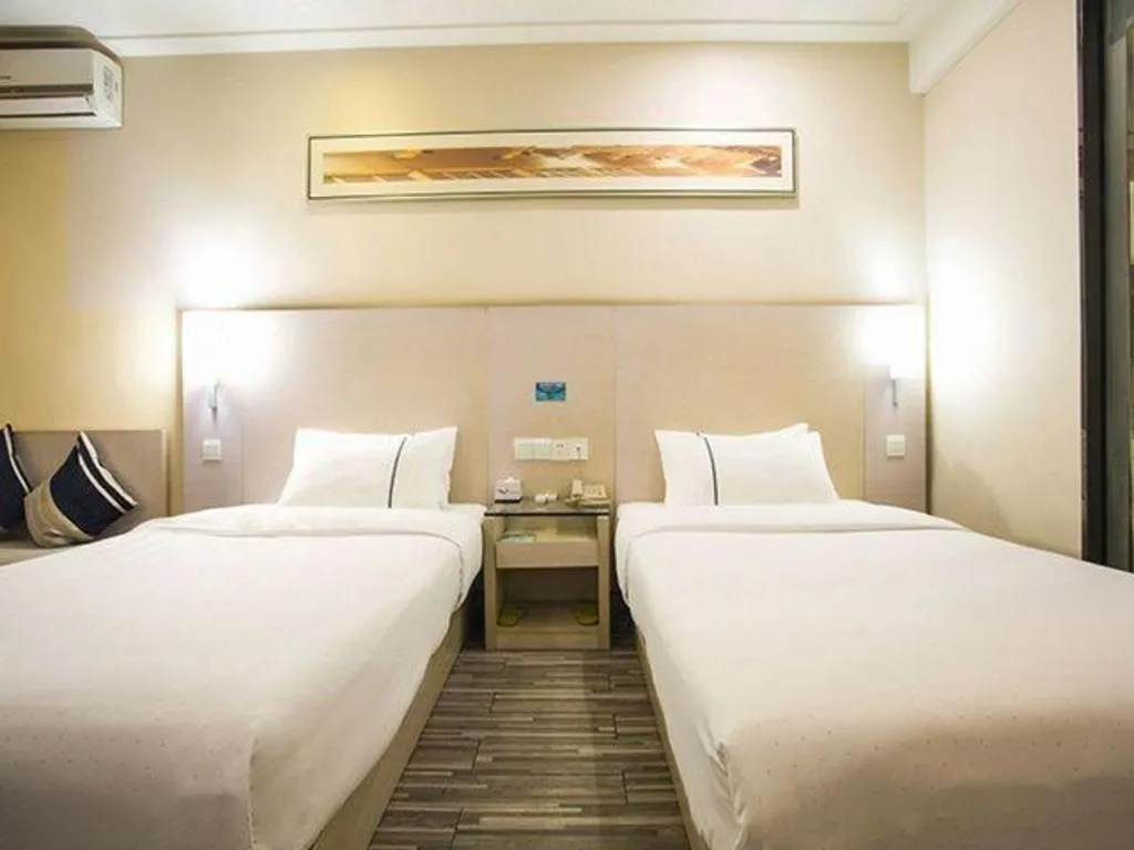 Bed in City Comfort Inn Nanning Guangxi University Xiuling Road Metro Station