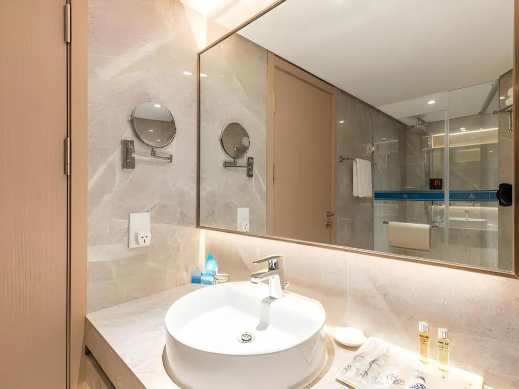 Dalian Bohai Pearl Hotel