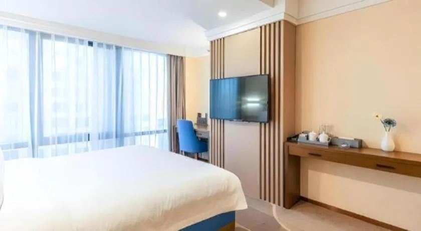 Bed in Dalian Bohai Pearl Hotel