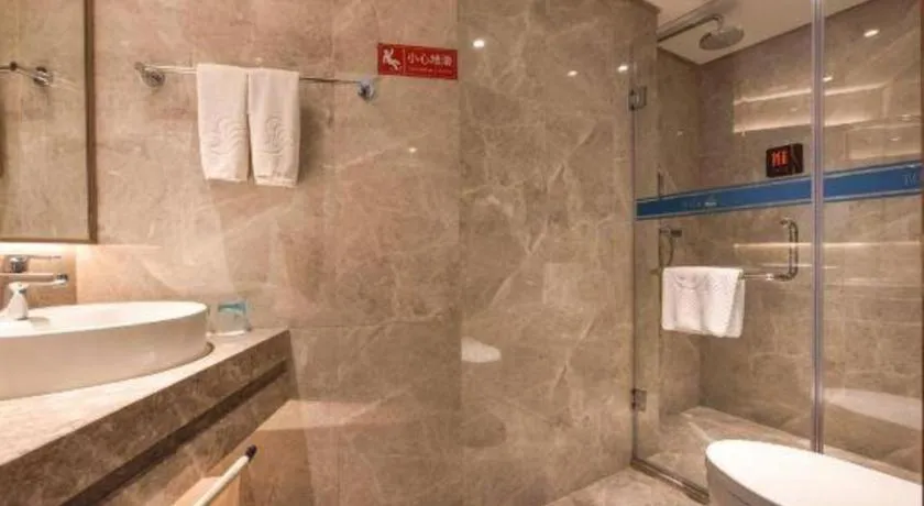 Dalian Bohai Pearl Hotel