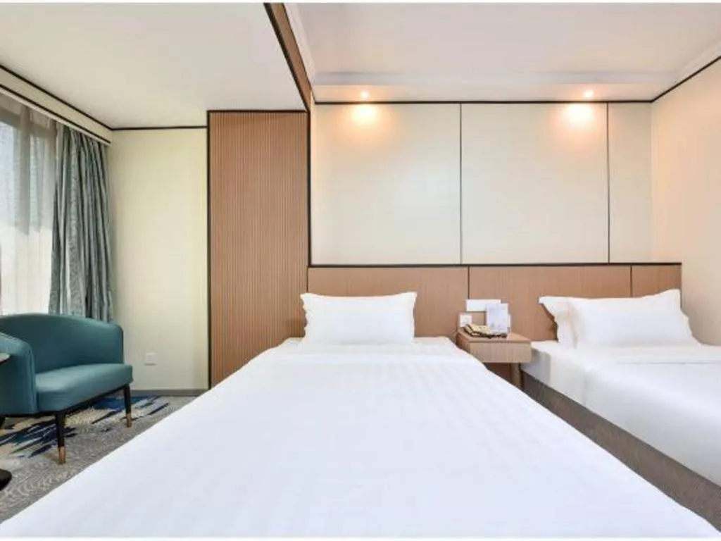 Bed in Dalian Bohai Pearl Hotel