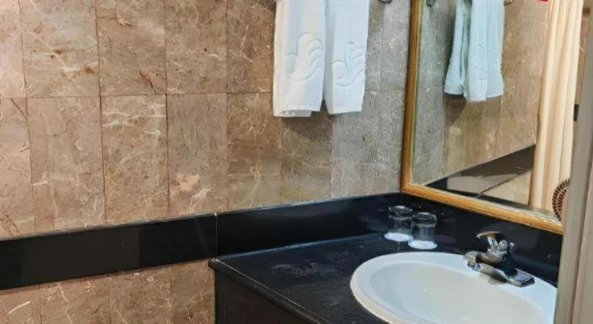 Dalian Bohai Pearl Hotel