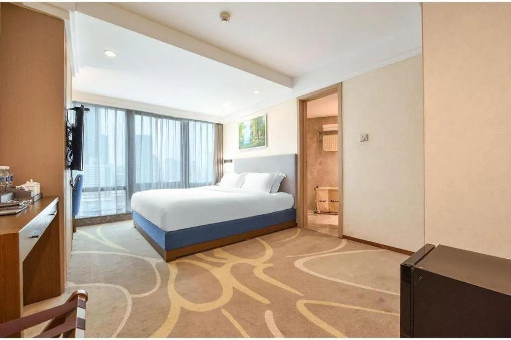 Bed in Dalian Bohai Pearl Hotel