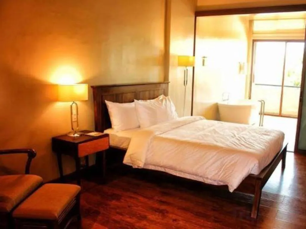 Bed in Bravo Resorts - Munting Paraiso