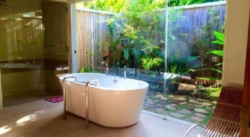 Bravo Resorts - Munting Paraiso