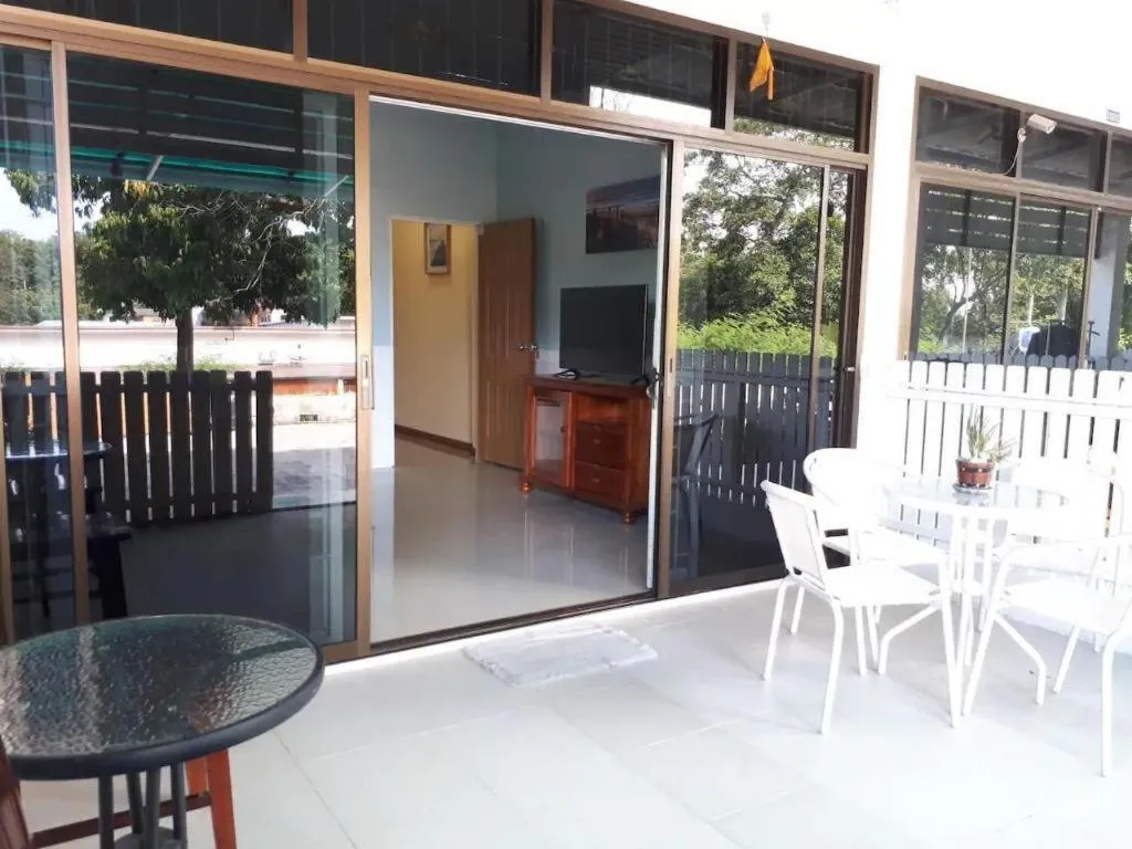 Rainbow Sky Hotel Samet