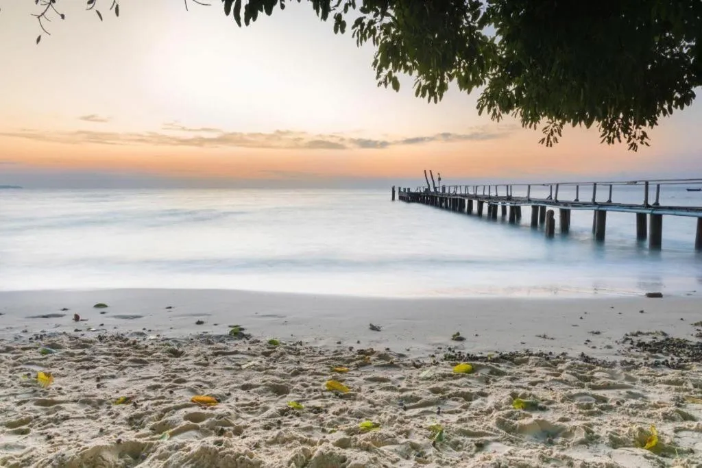 Rainbow Sky Hotel Samet