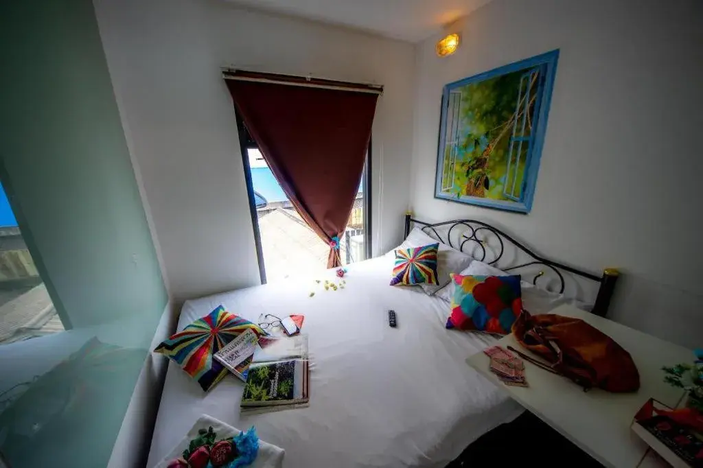 Bed in The Chilli Bangkok Hotel Bed in The Chilli Bangkok Hotel