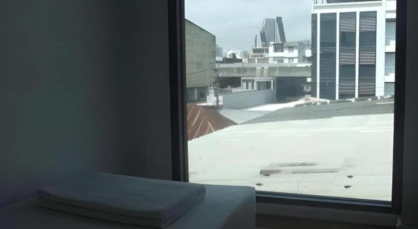 Bed in The Chilli Bangkok Hotel