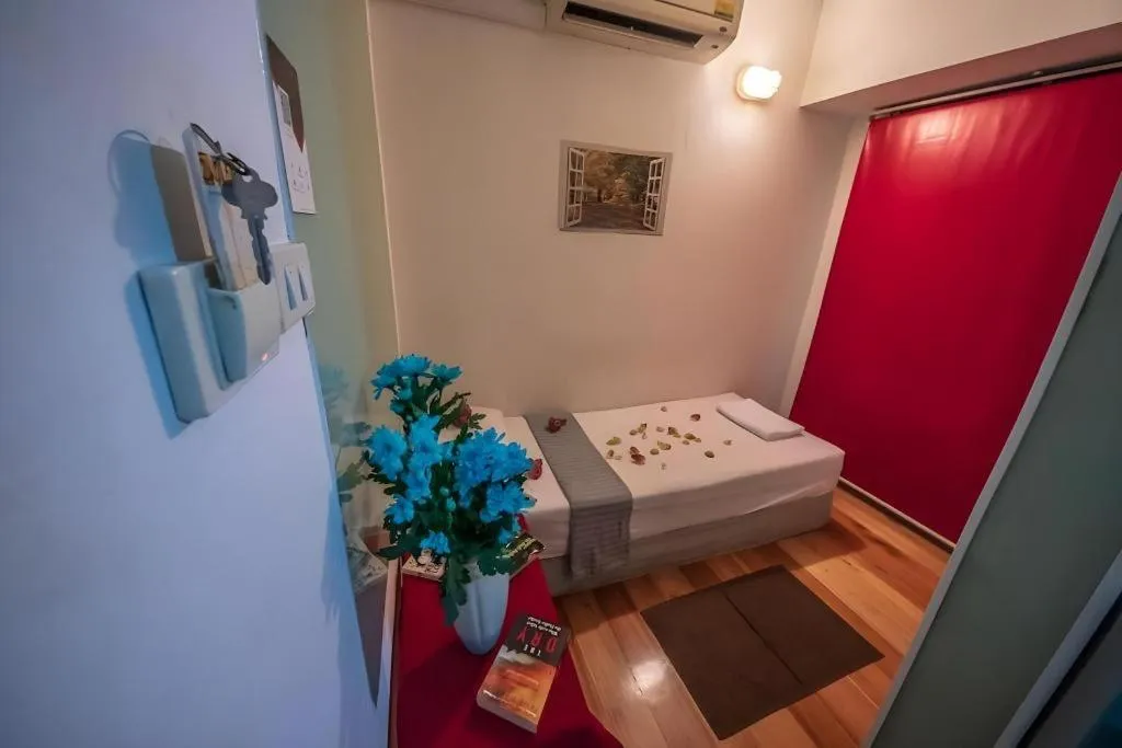 Bed in The Chilli Bangkok Hotel