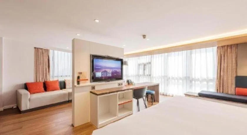 Bed in Holiday Inn Express Tianjin Dongli By IHG