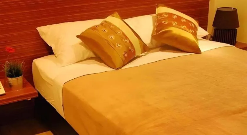 Bed in White House Asoke Sukhumvit 18