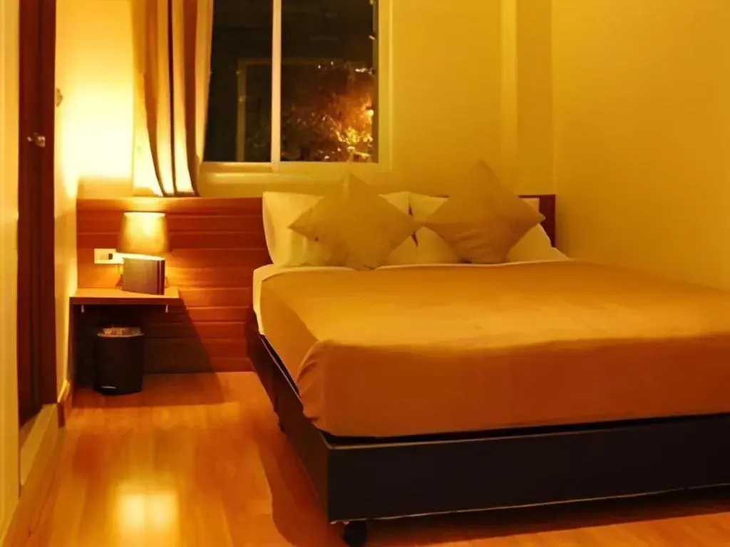 Bed in White House Asoke Sukhumvit 18 Bed in White House Asoke Sukhumvit 18